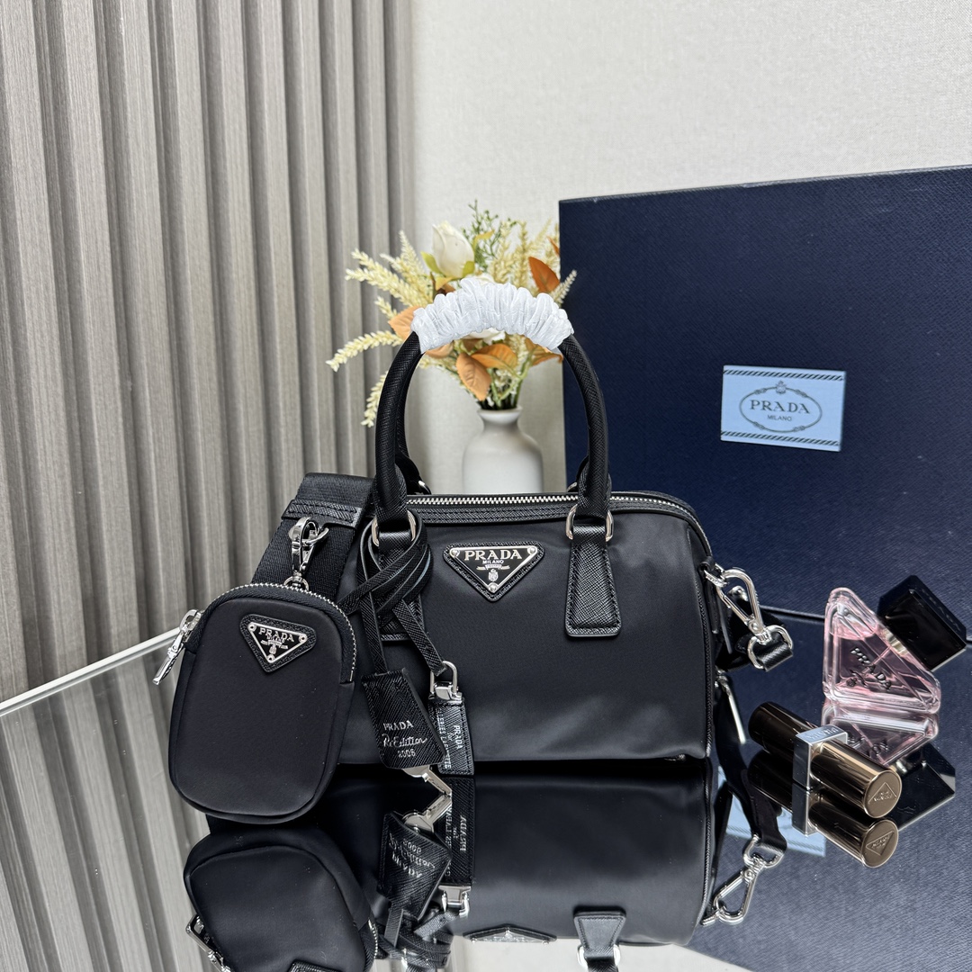 Prada 01719