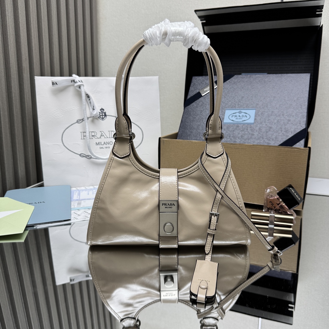PRADA    01769