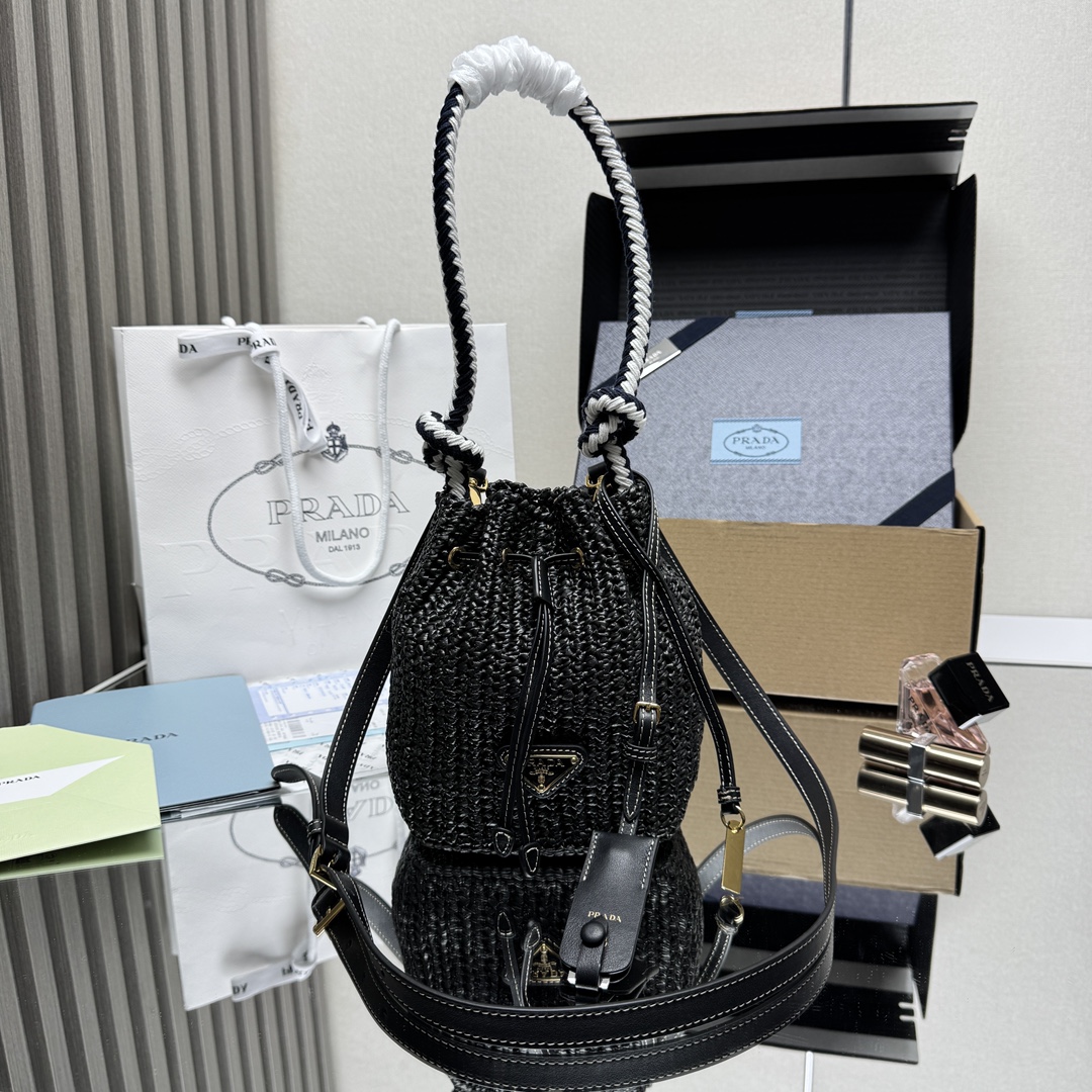 PRADA    01789