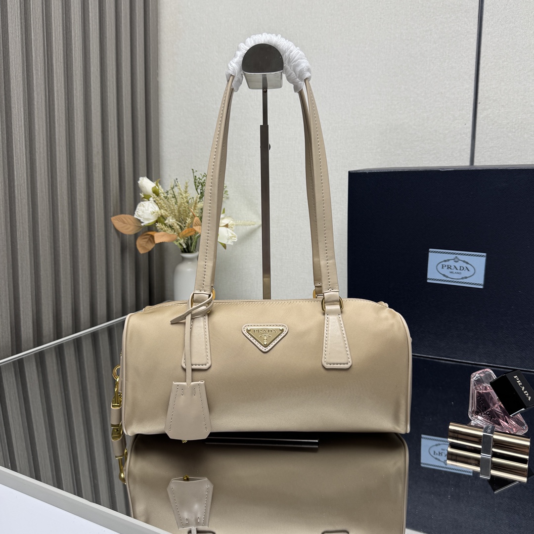 Prada 01799