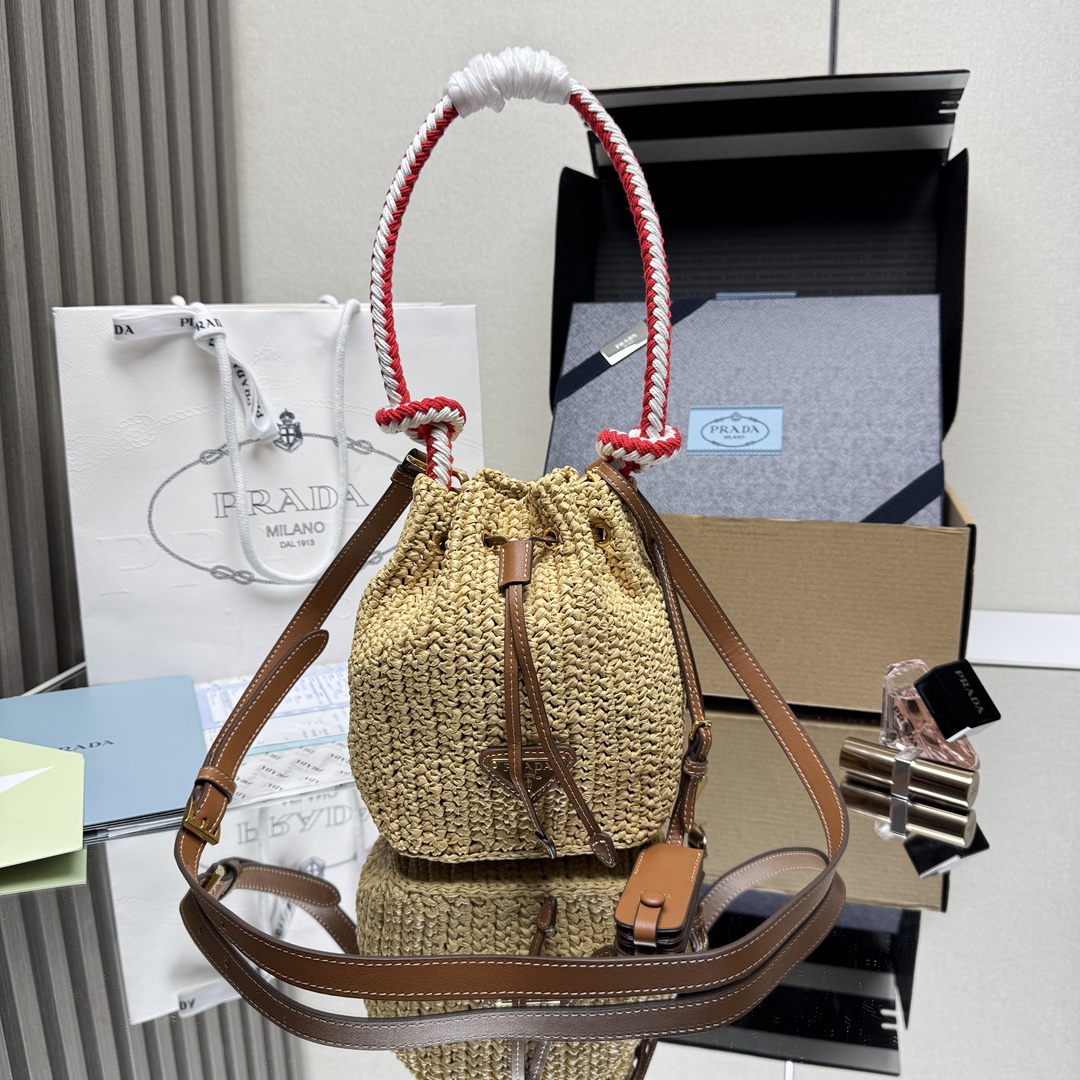 PRADA    01829