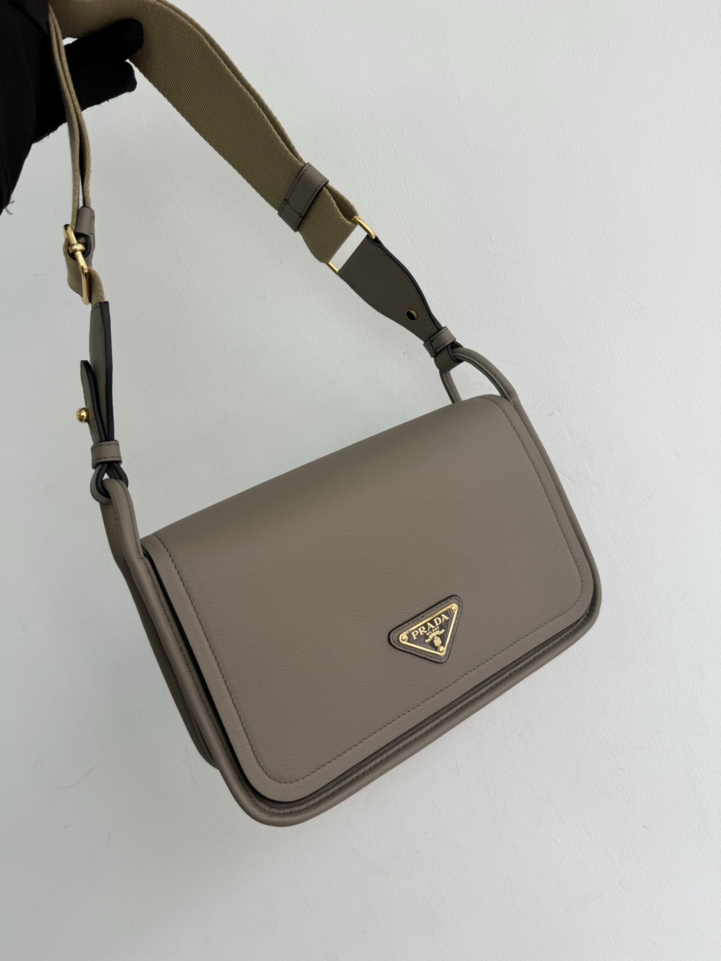 Prada 02039