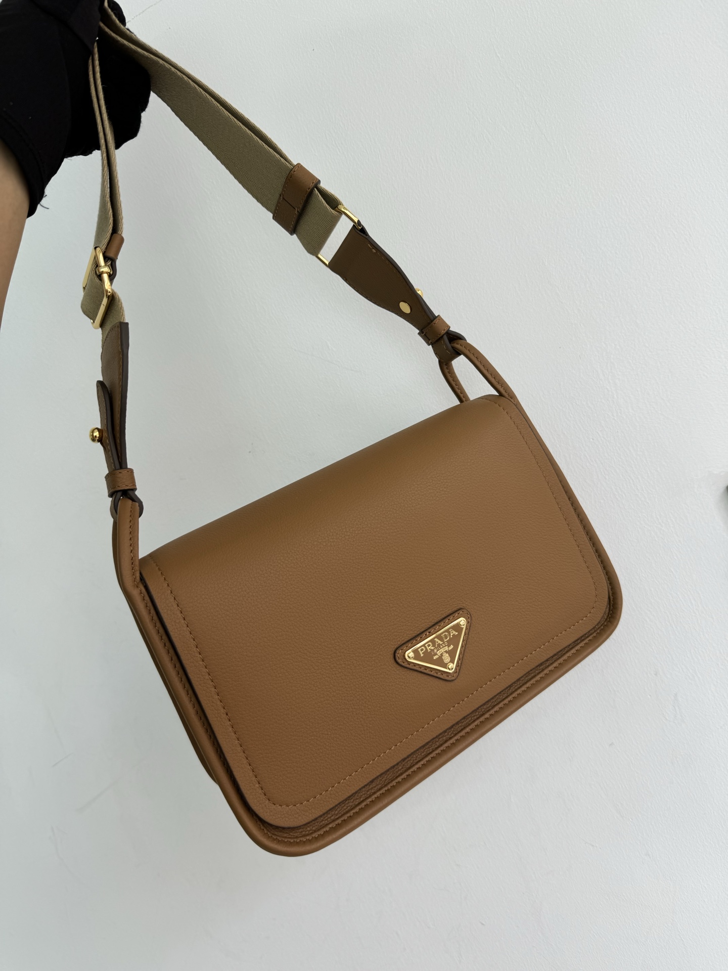 Prada 02059
