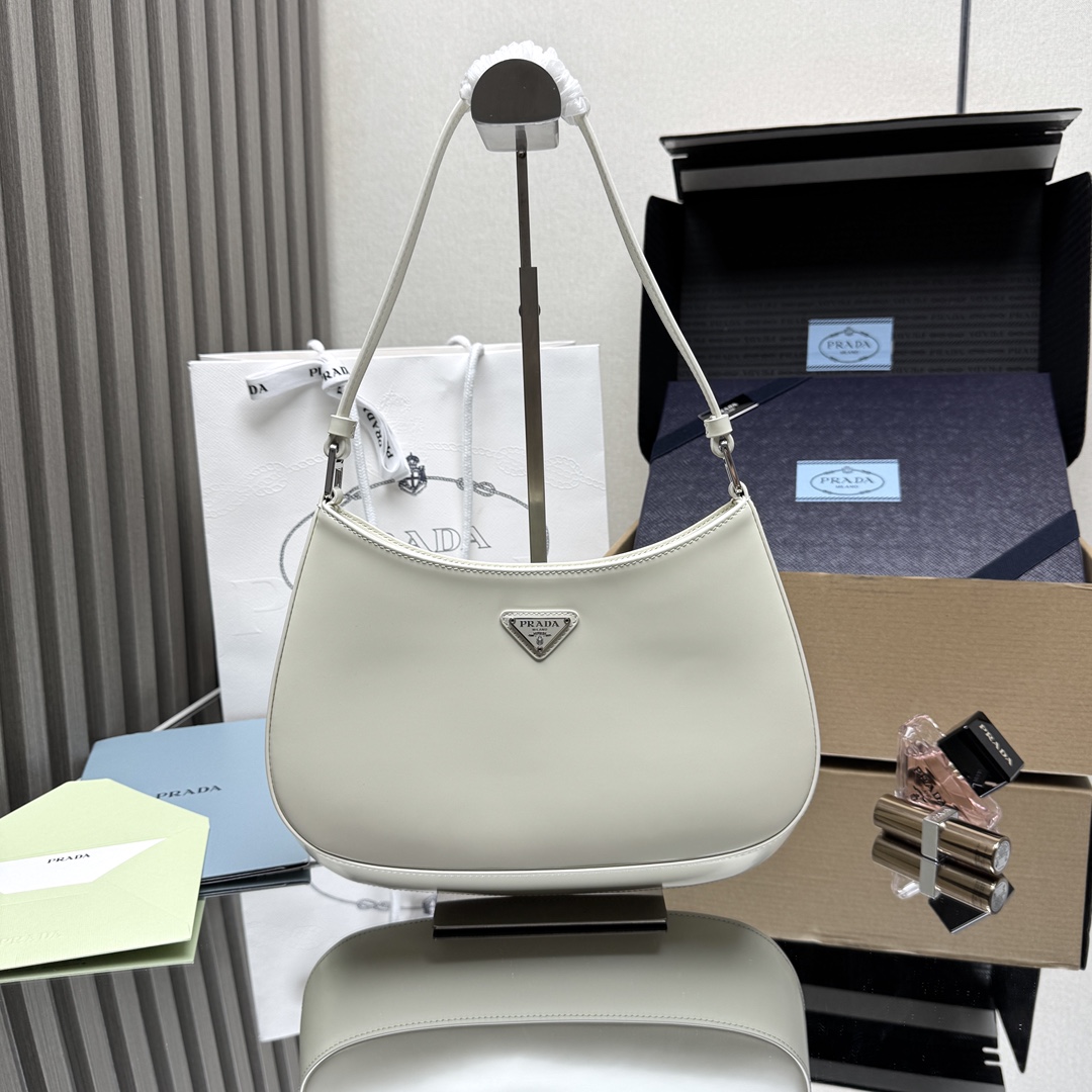 PRADA    02069