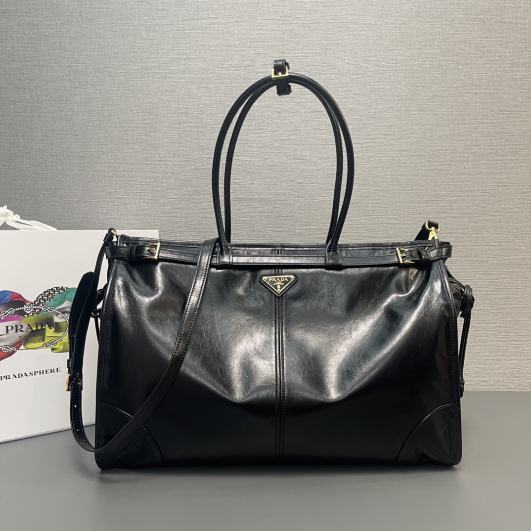 Prada 02079
