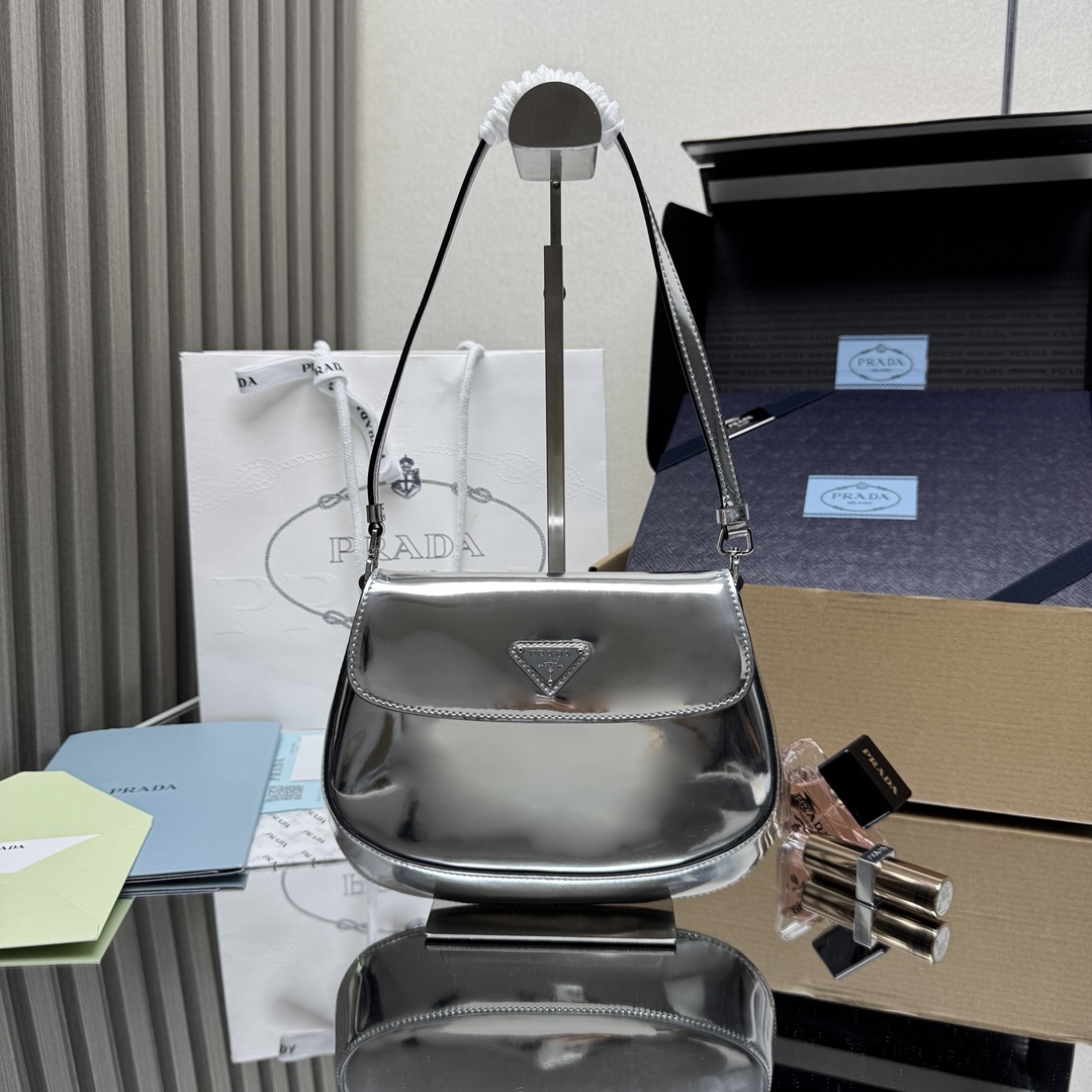 PRADA    02129