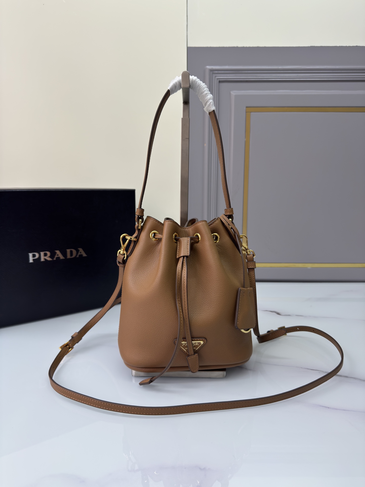 Prada 02139