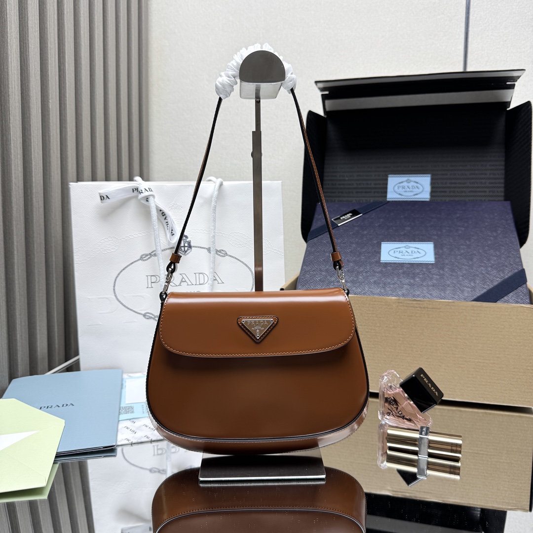 PRADA    02149