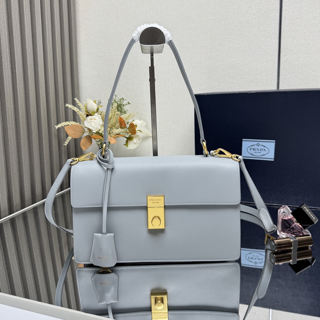 Prada 02229