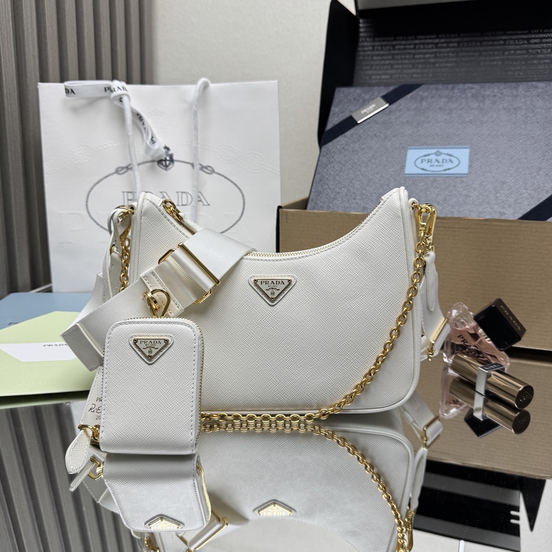 PRADA    02299