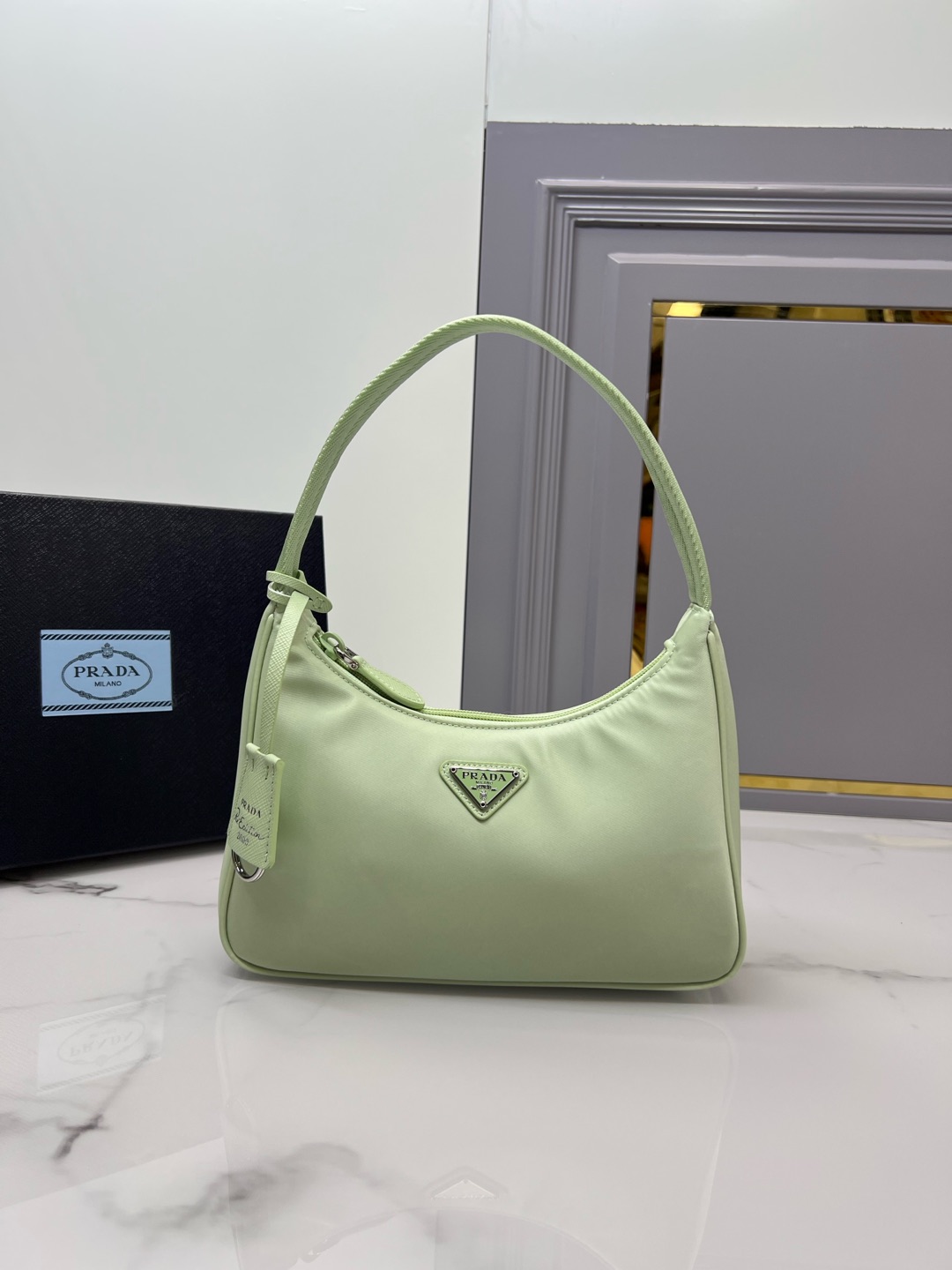 Prada 02389