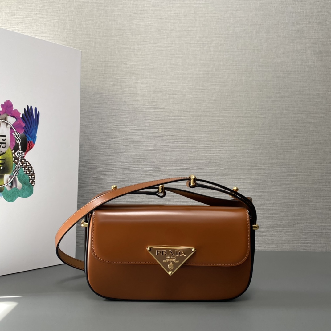Prada 02419
