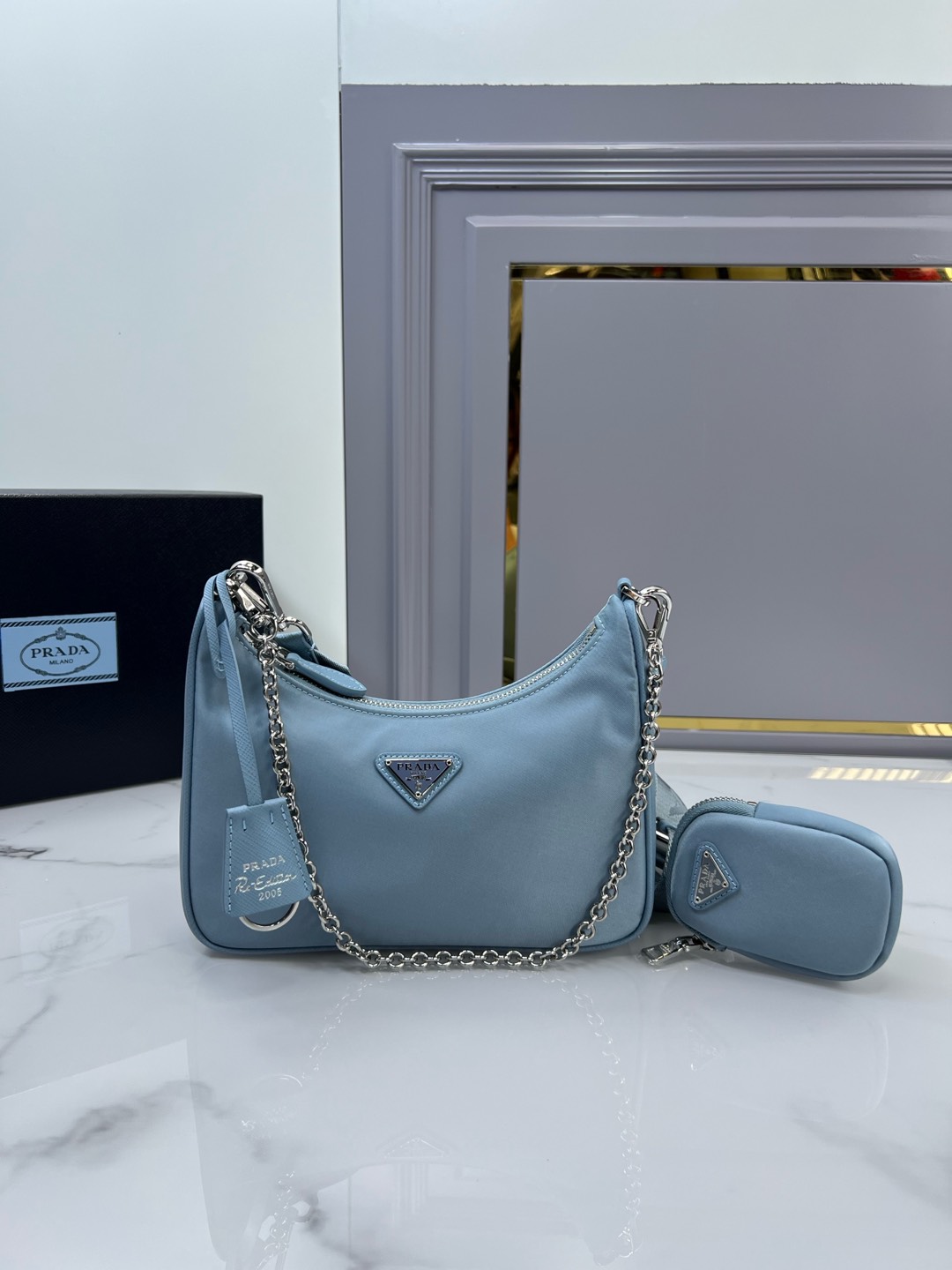 Prada 02569