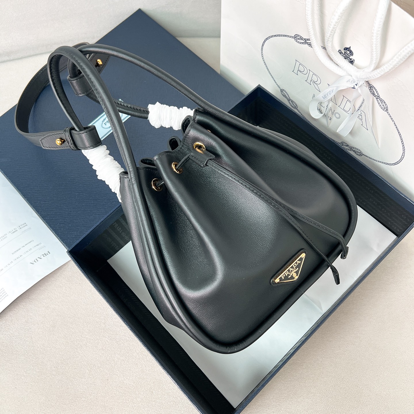 Prada 02589