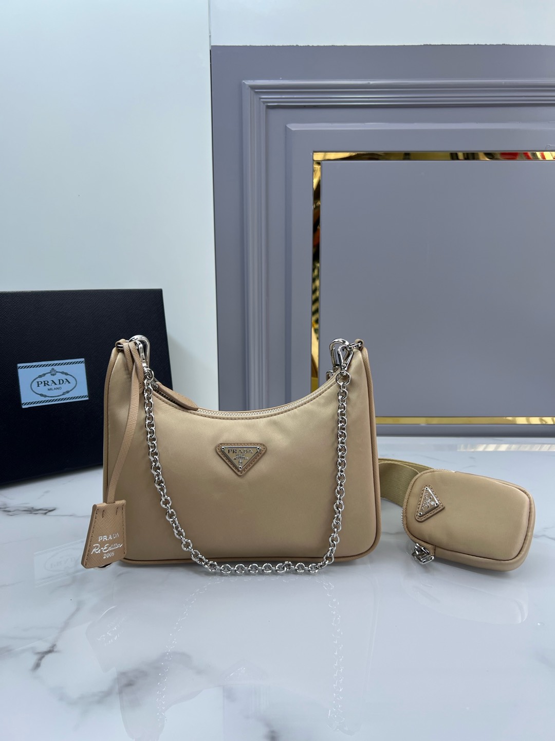 Prada 02609