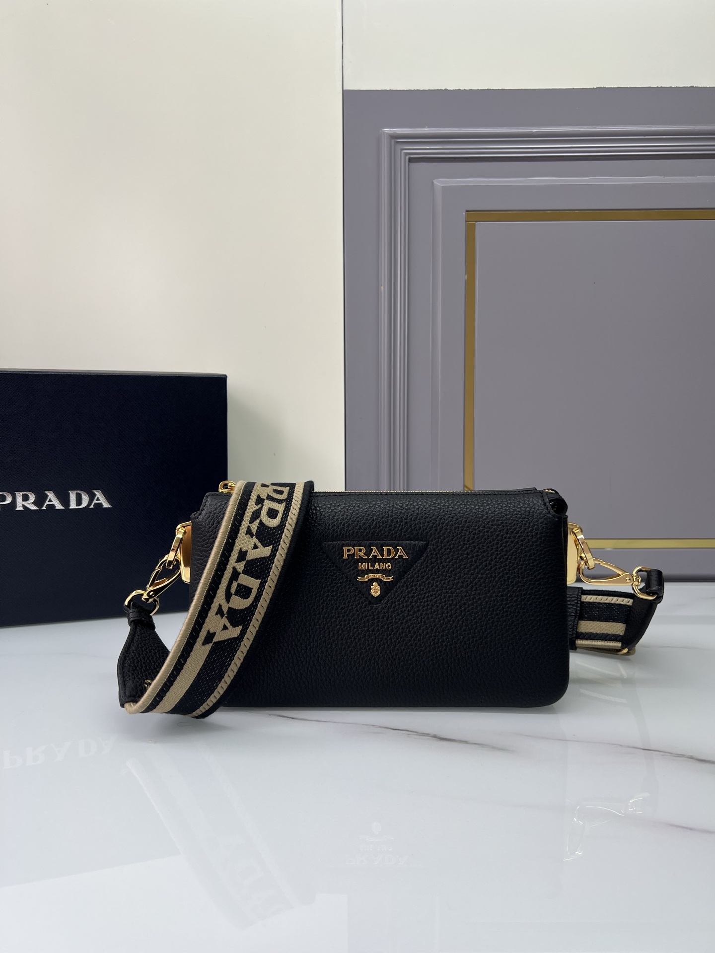 Prada 02629