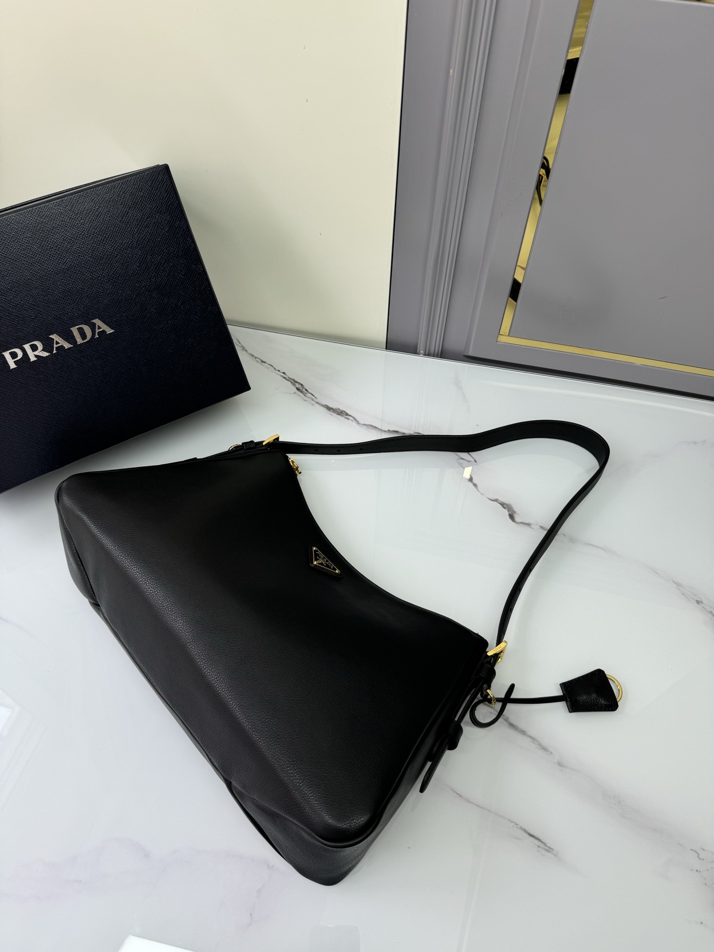 Prada 02669