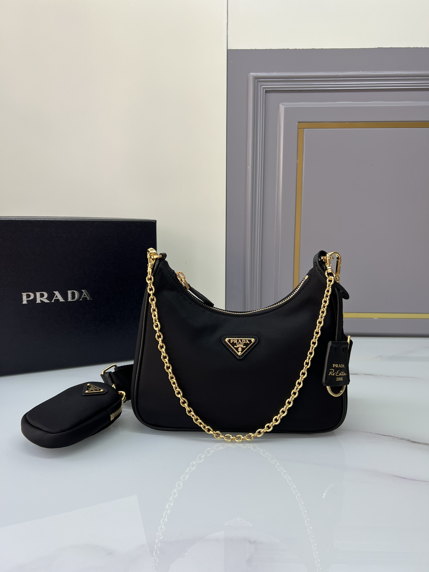 Prada 02729