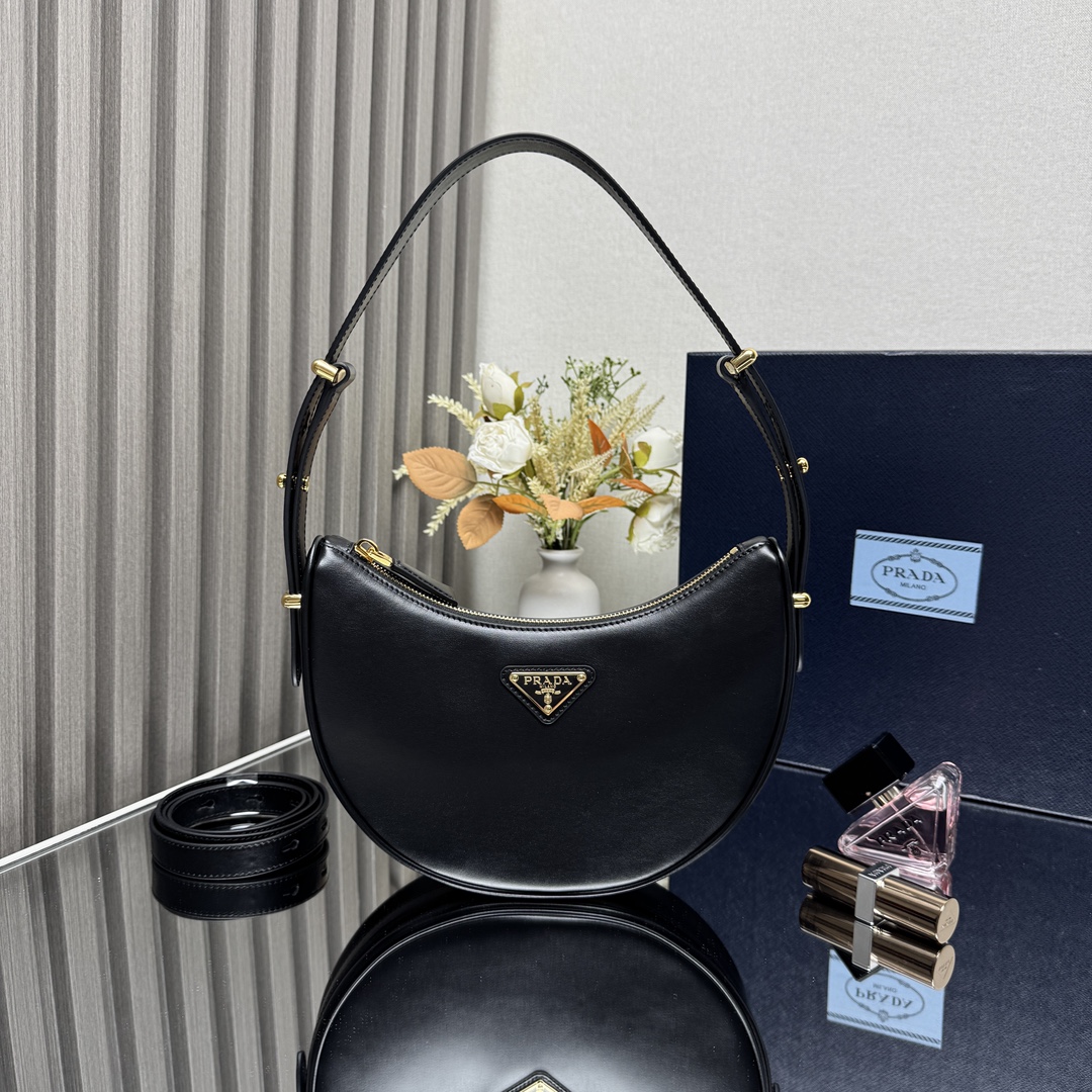 Prada 02789