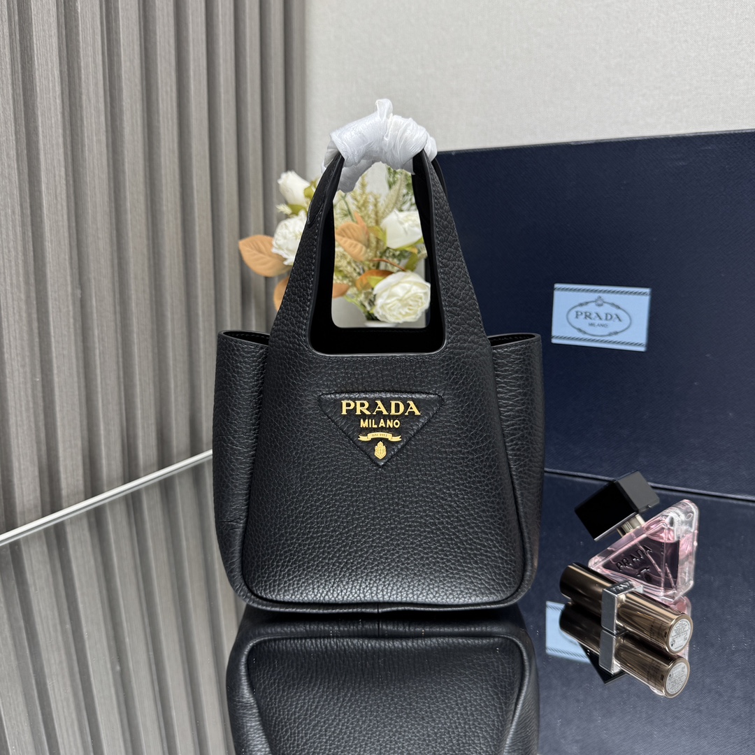Prada 03399