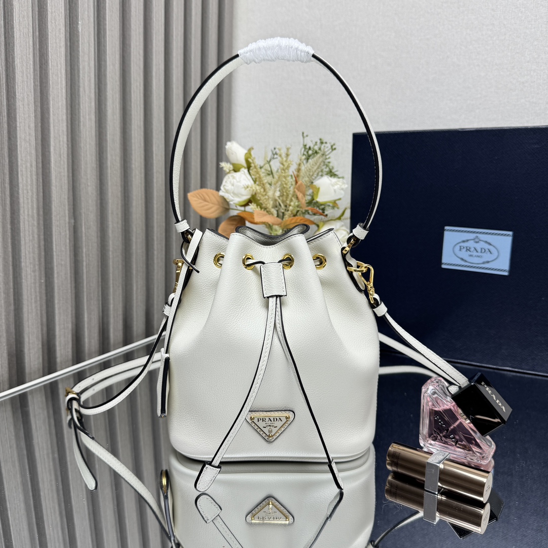 Prada 03419