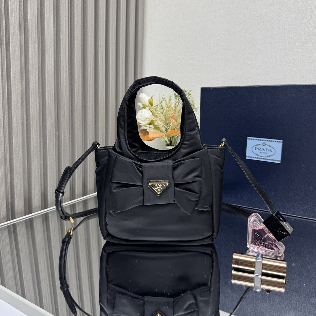 Prada 03479