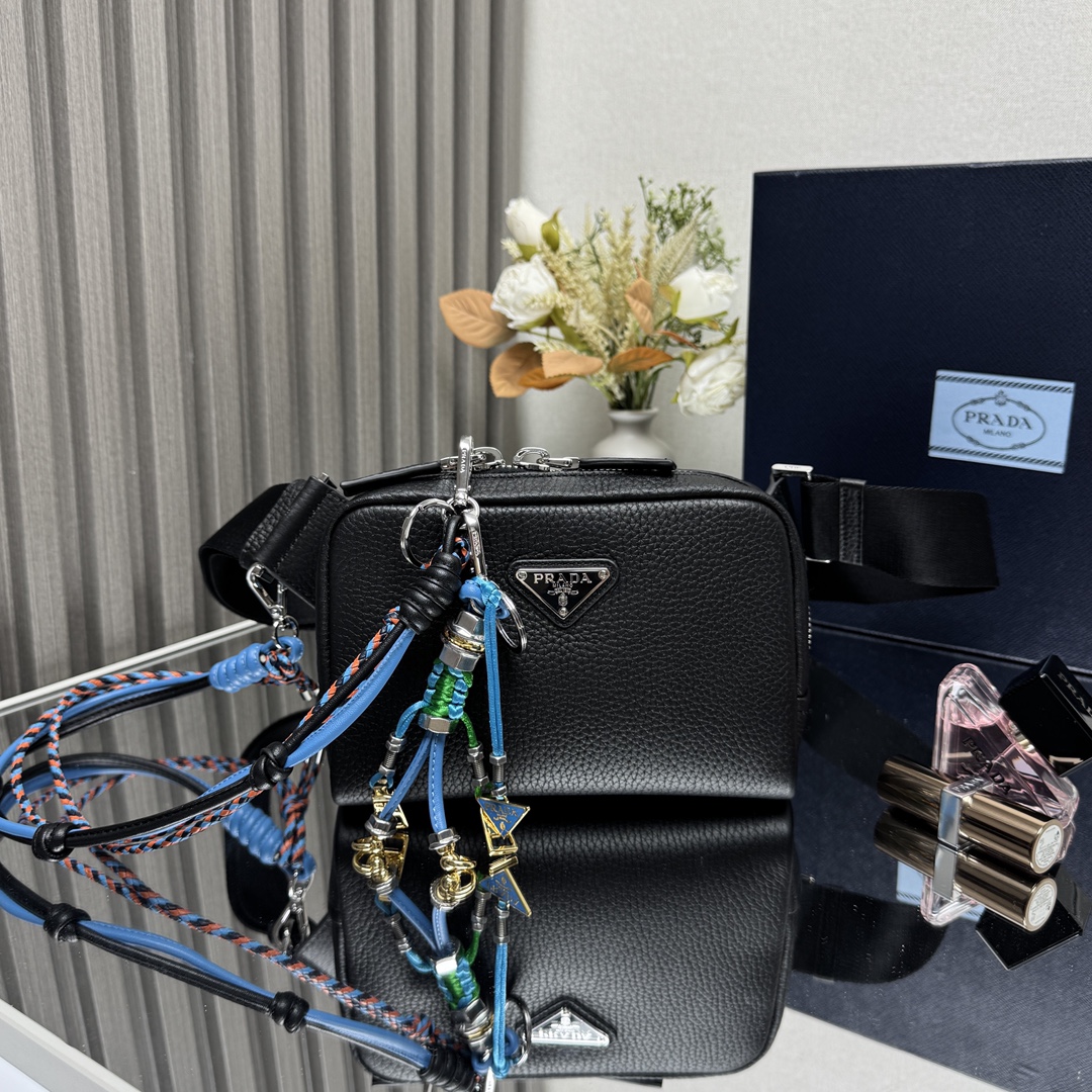 Prada 03489