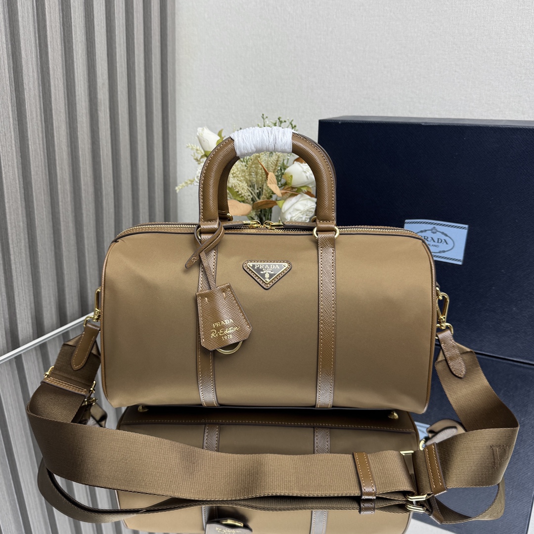 Prada 03659