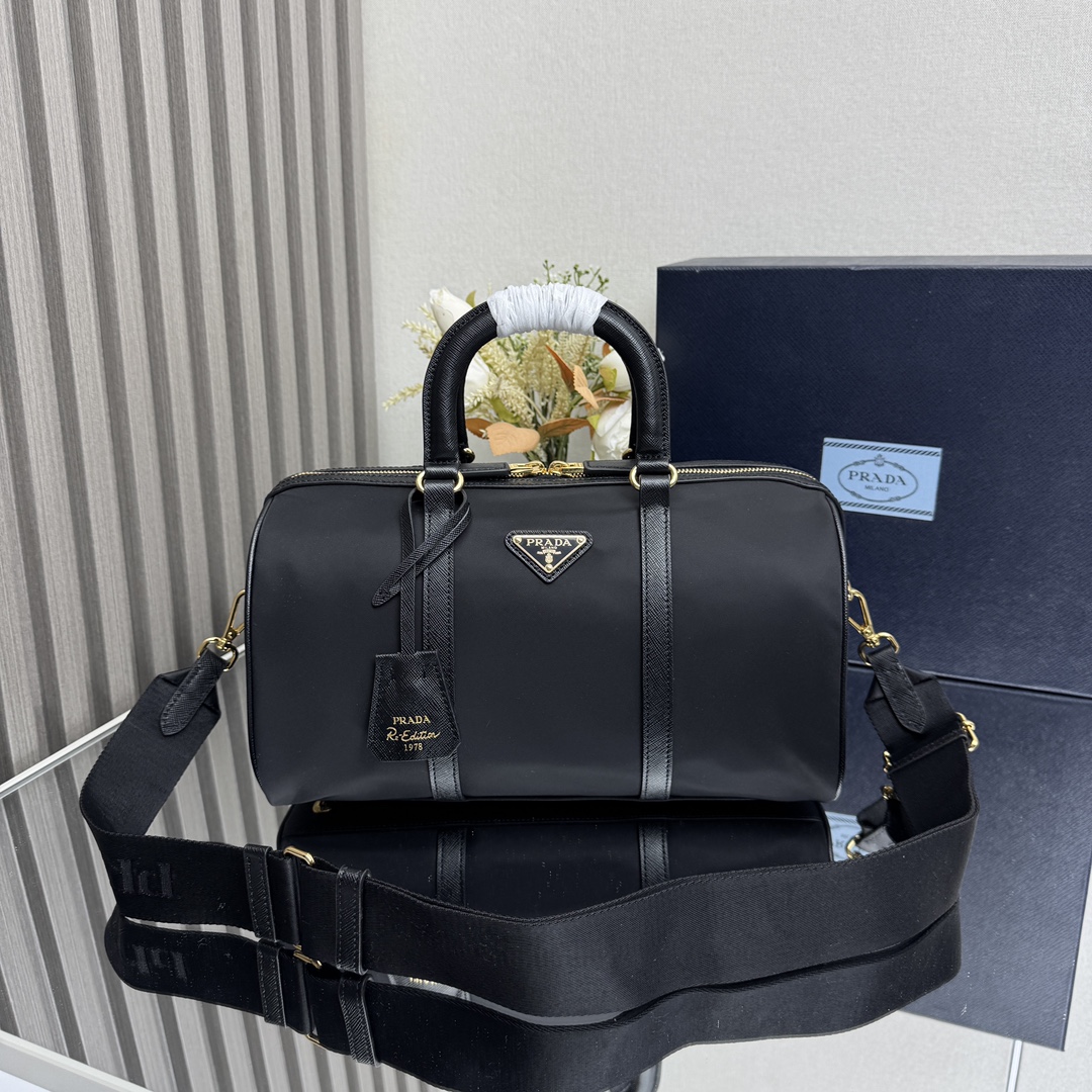 Prada 03679