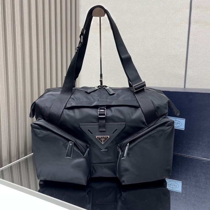 Prada 03709