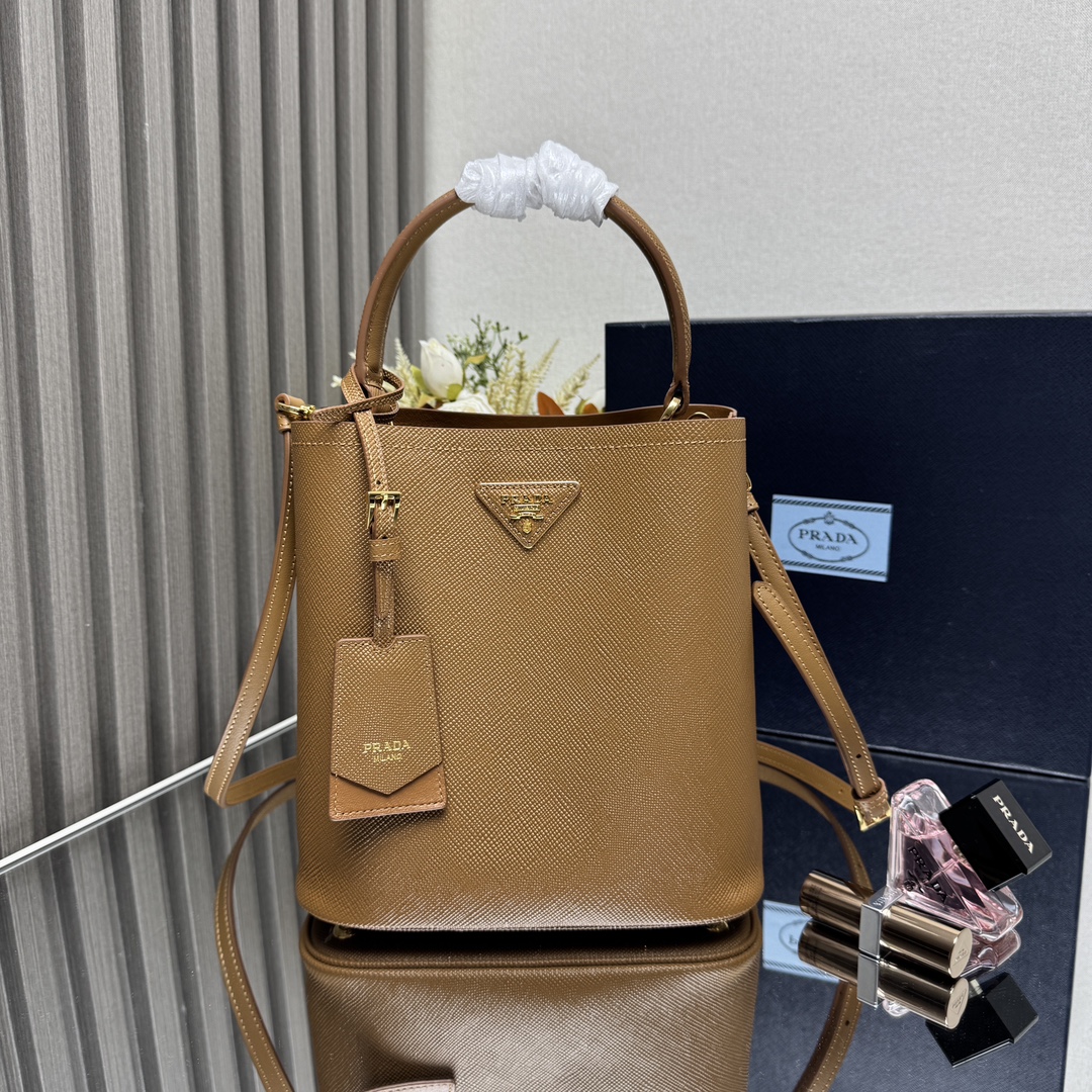 Prada 03729