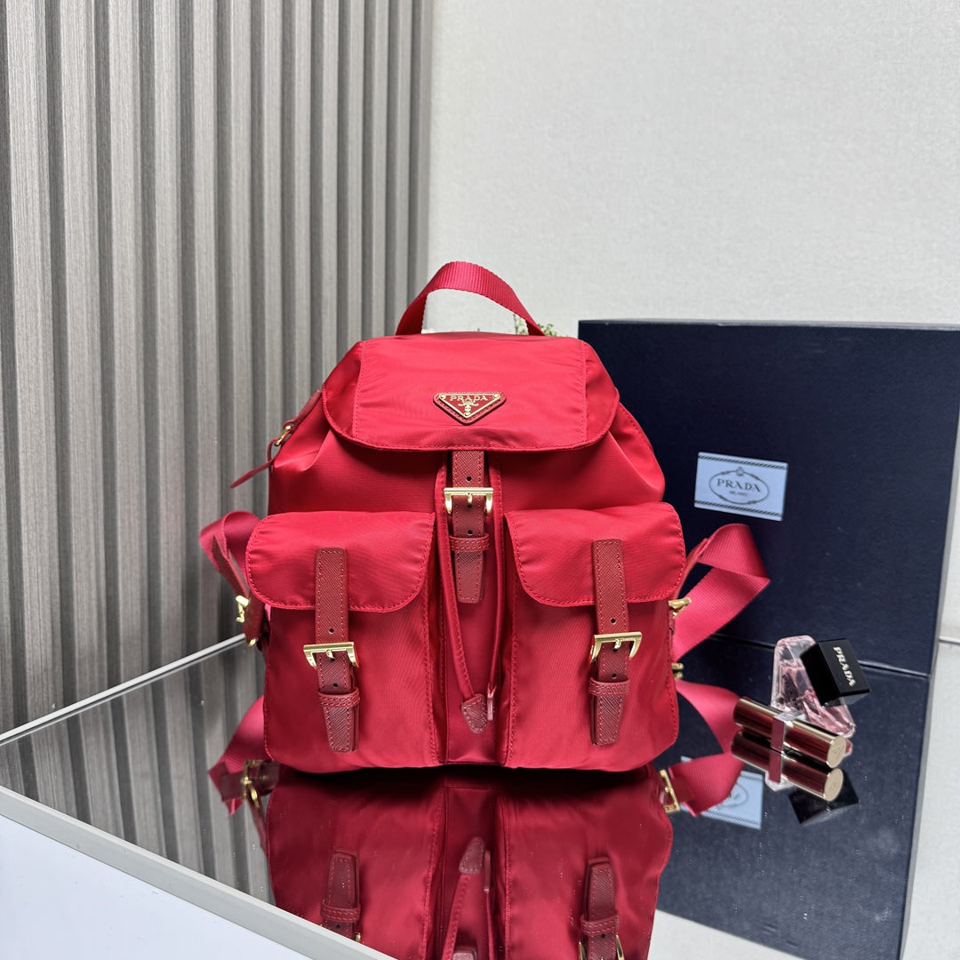 Prada 03839