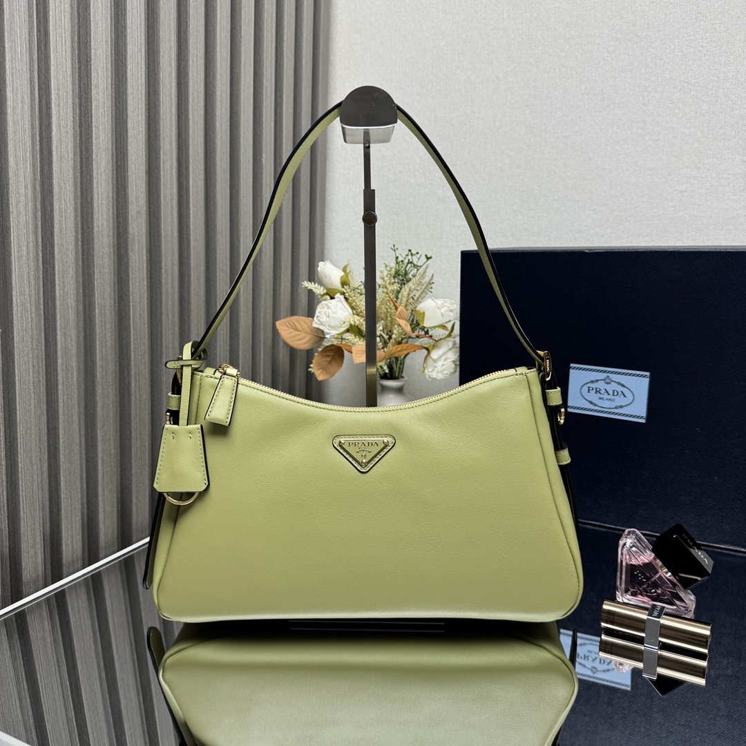 Prada 04859