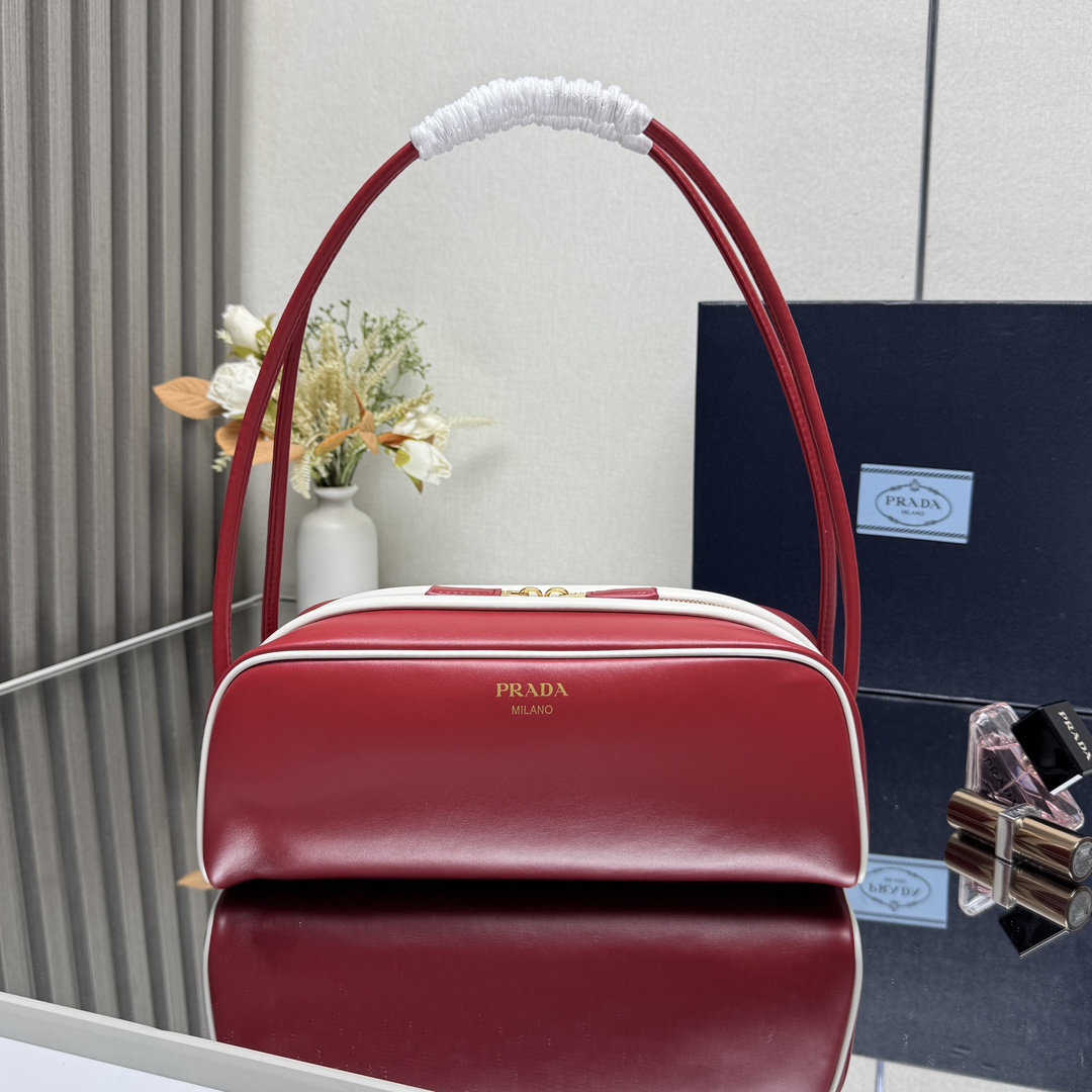 Prada 04999