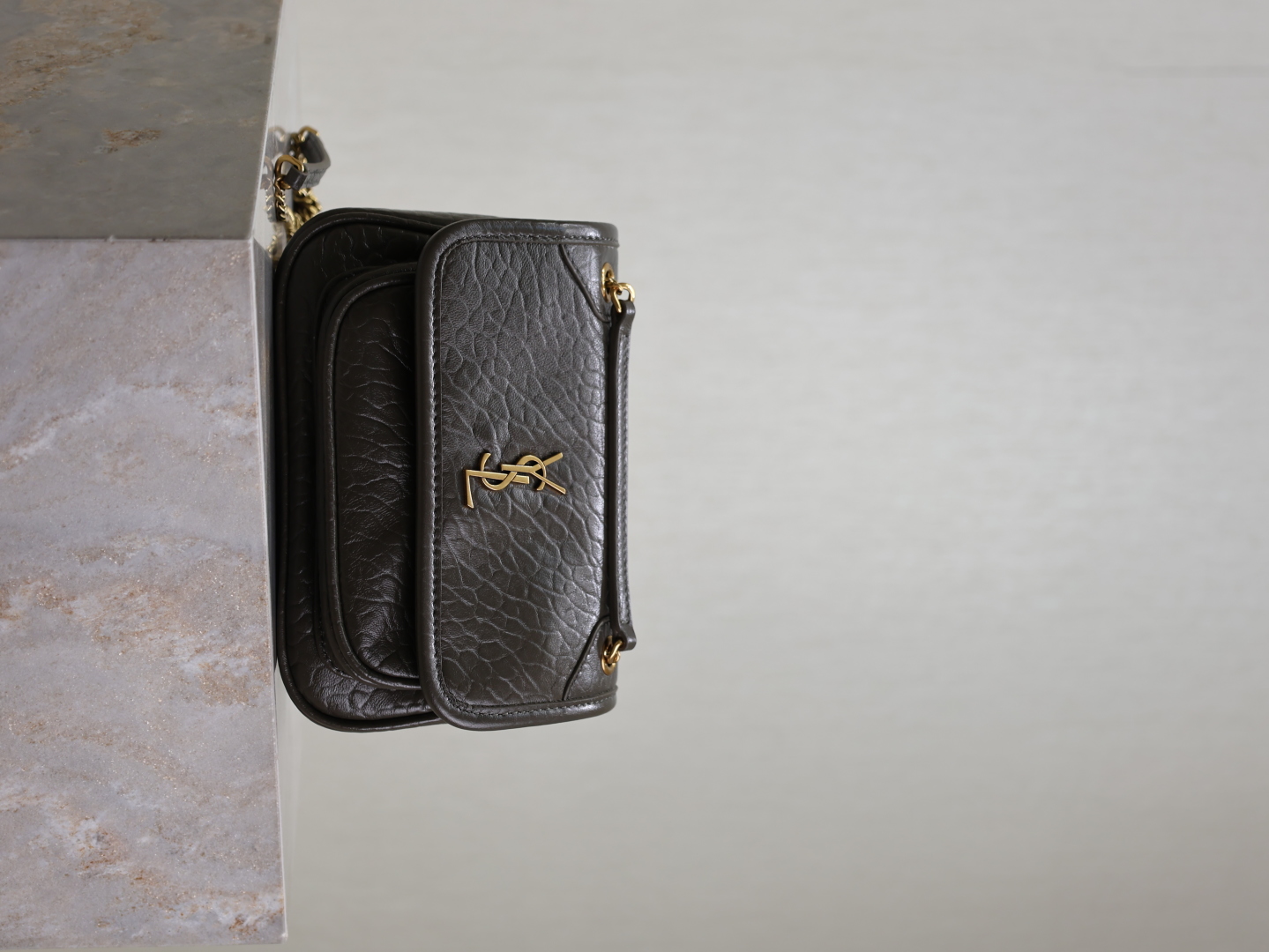 YSL  00009