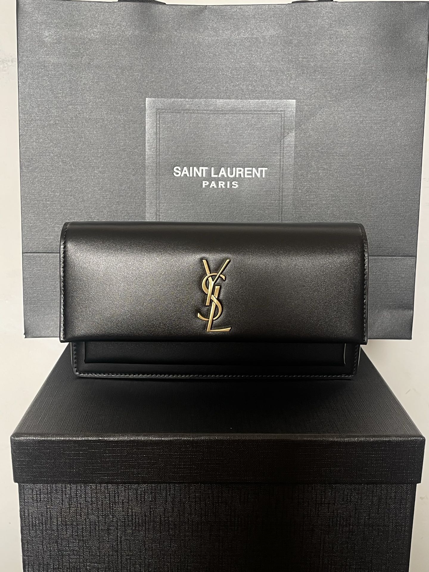 YSL 00029