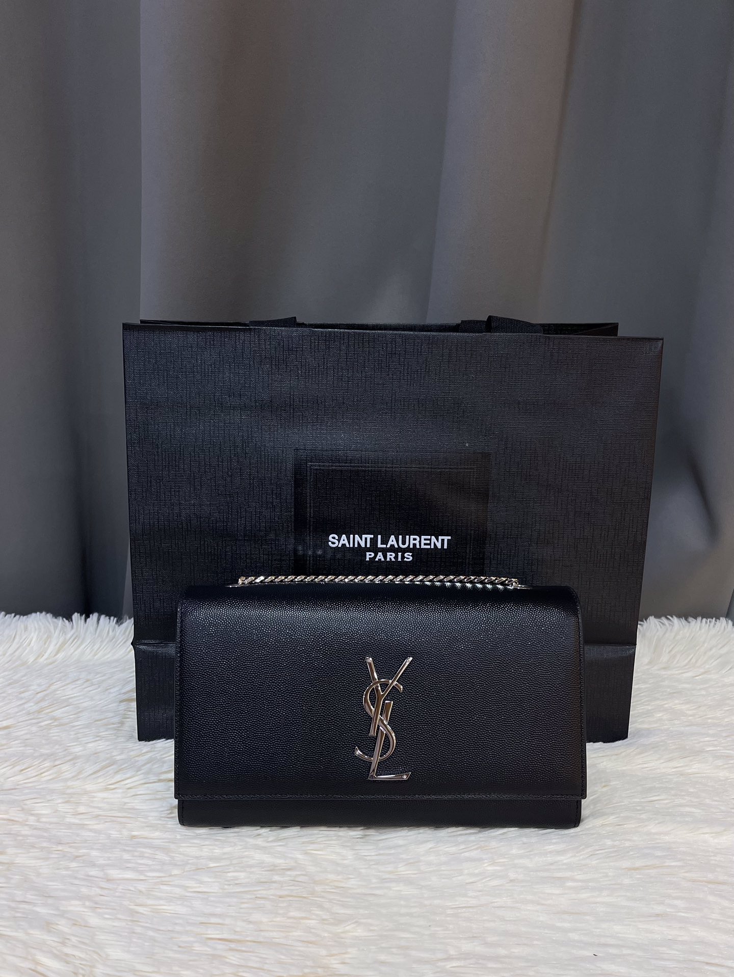 YSL 00039