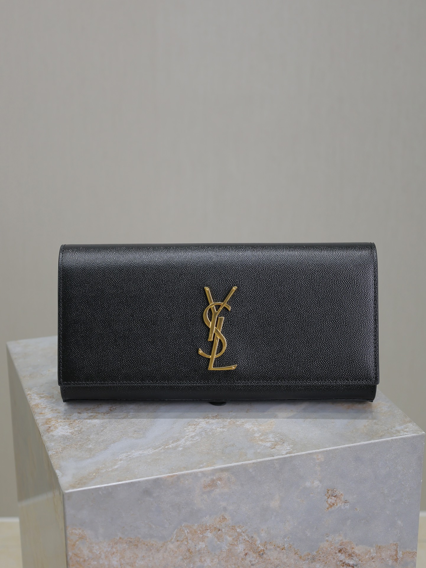 YSL  00059