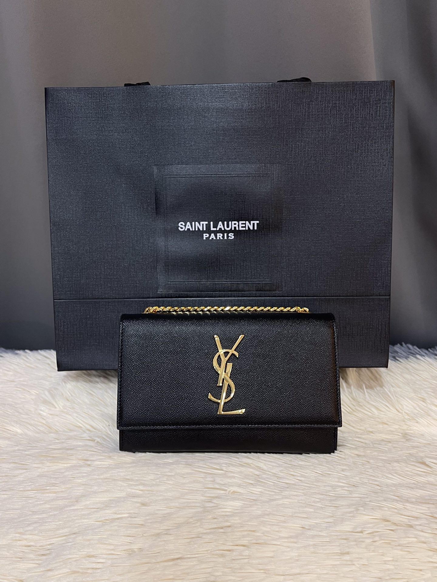 YSL 00059