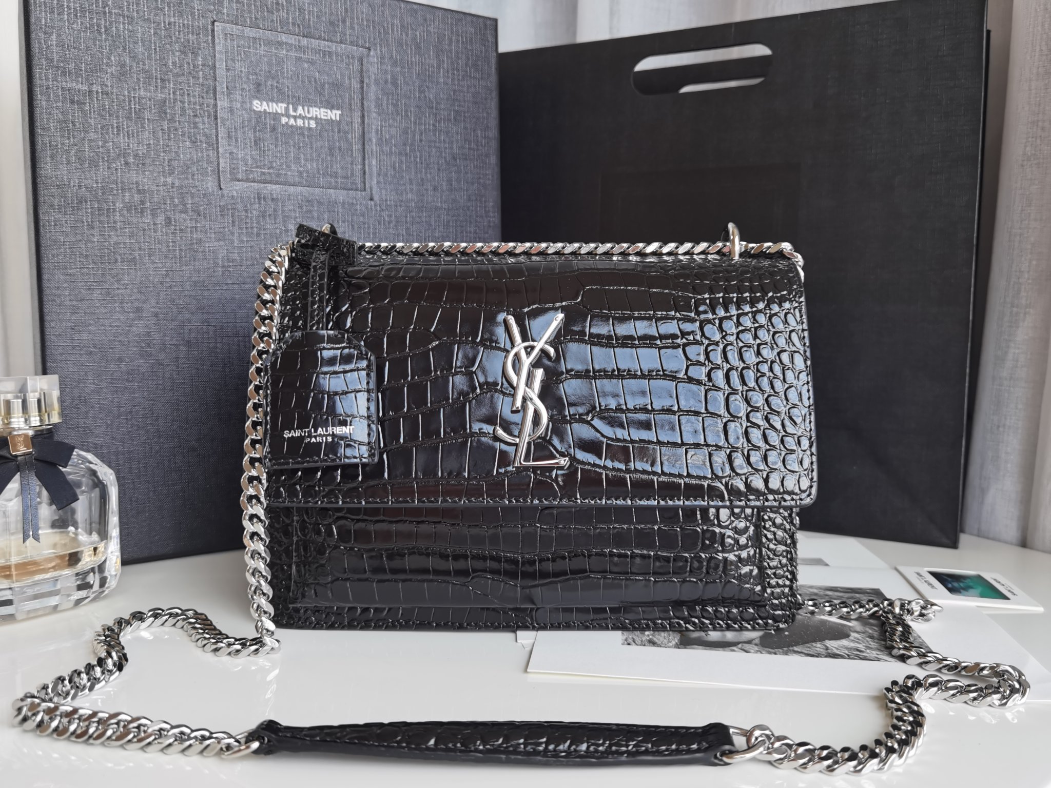 YSL  00068