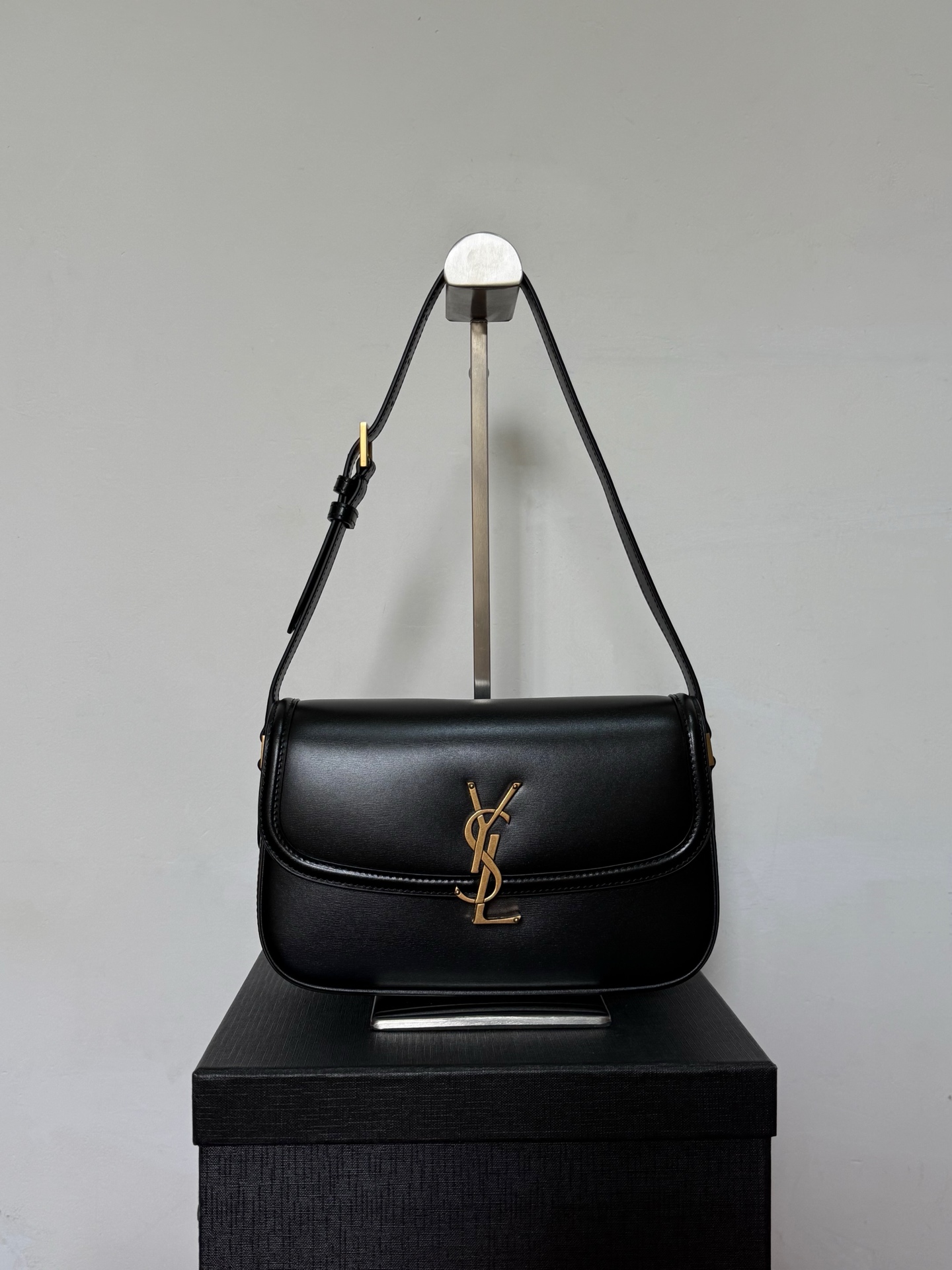 YSL  00088