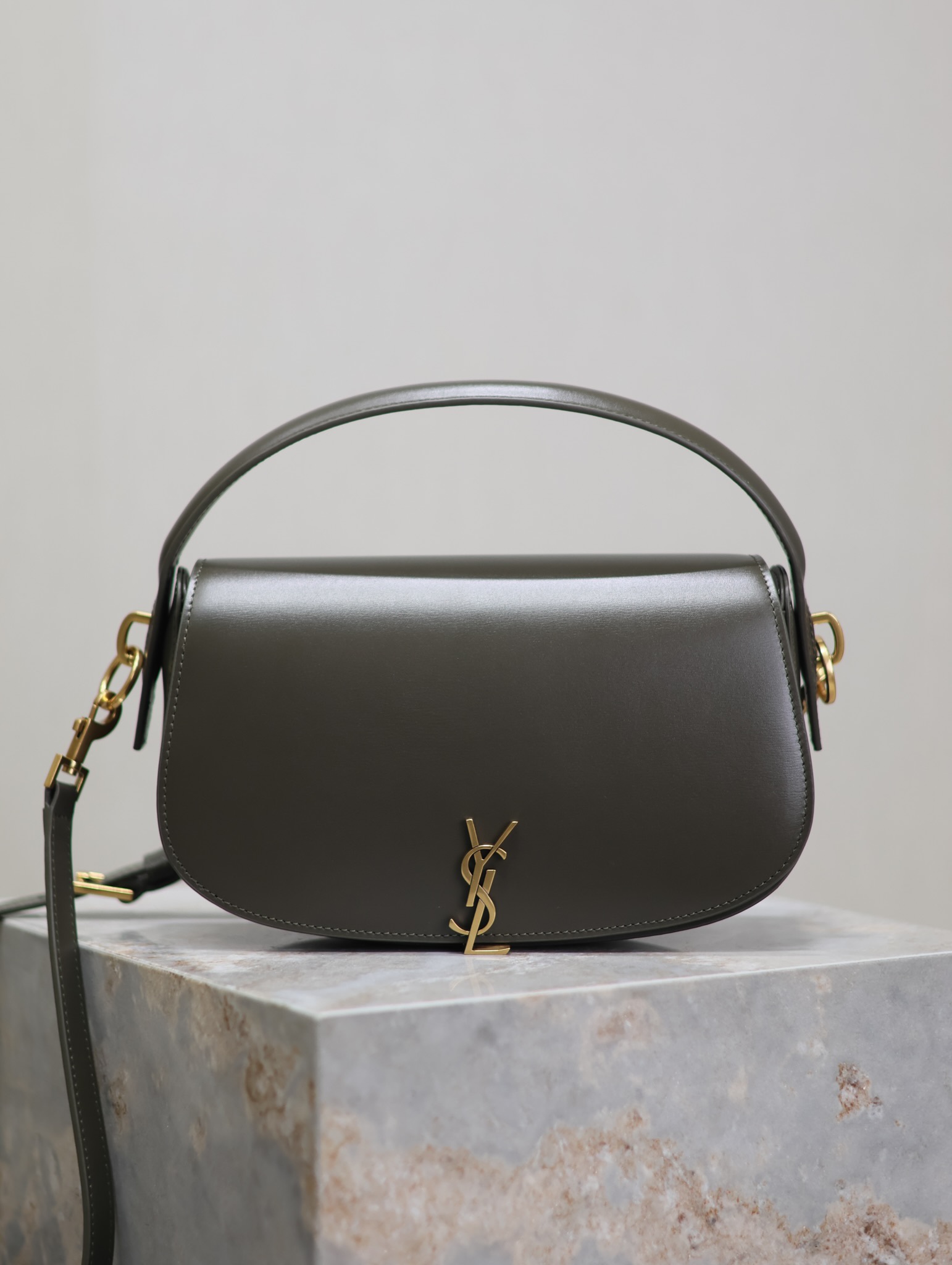 YSL  00089