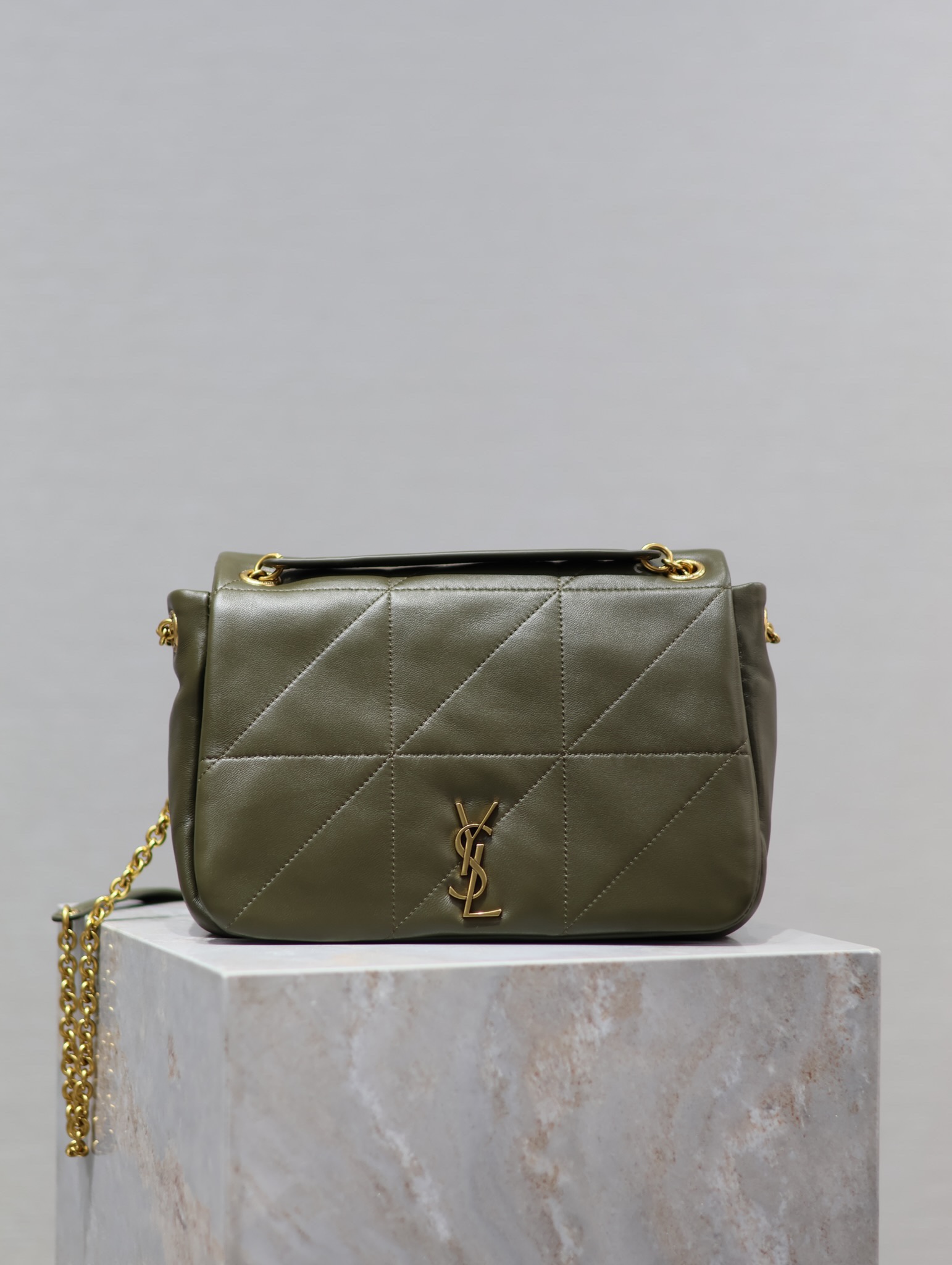 YSL  00109