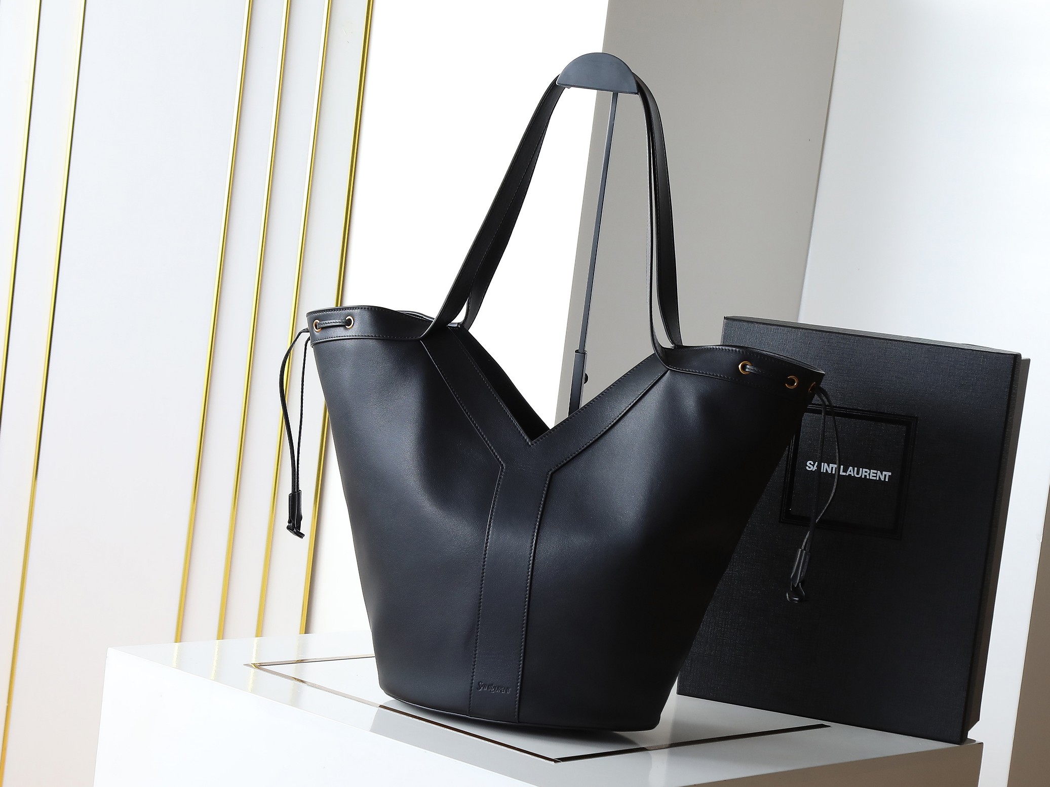 YSL 00109