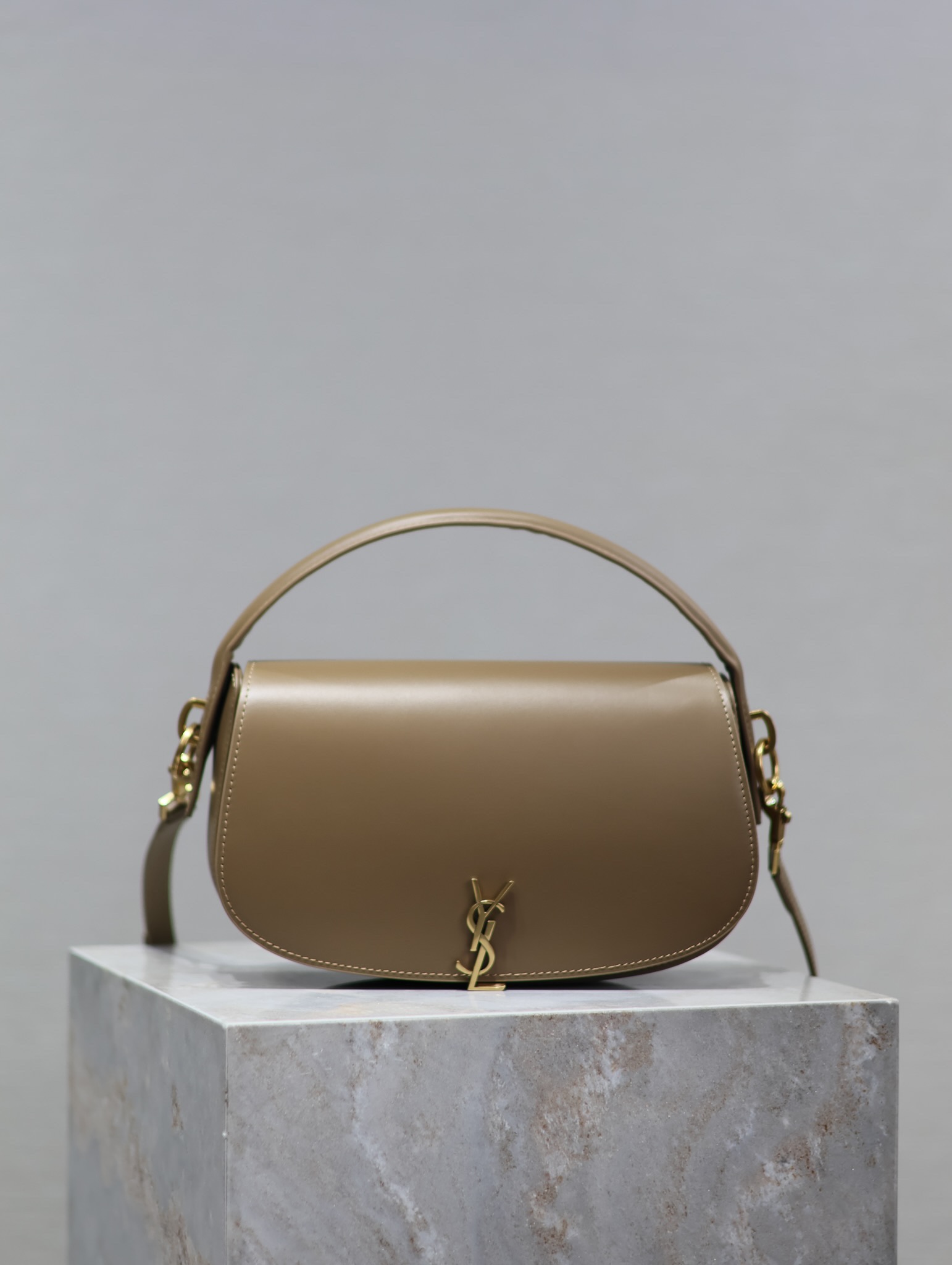 YSL  00109