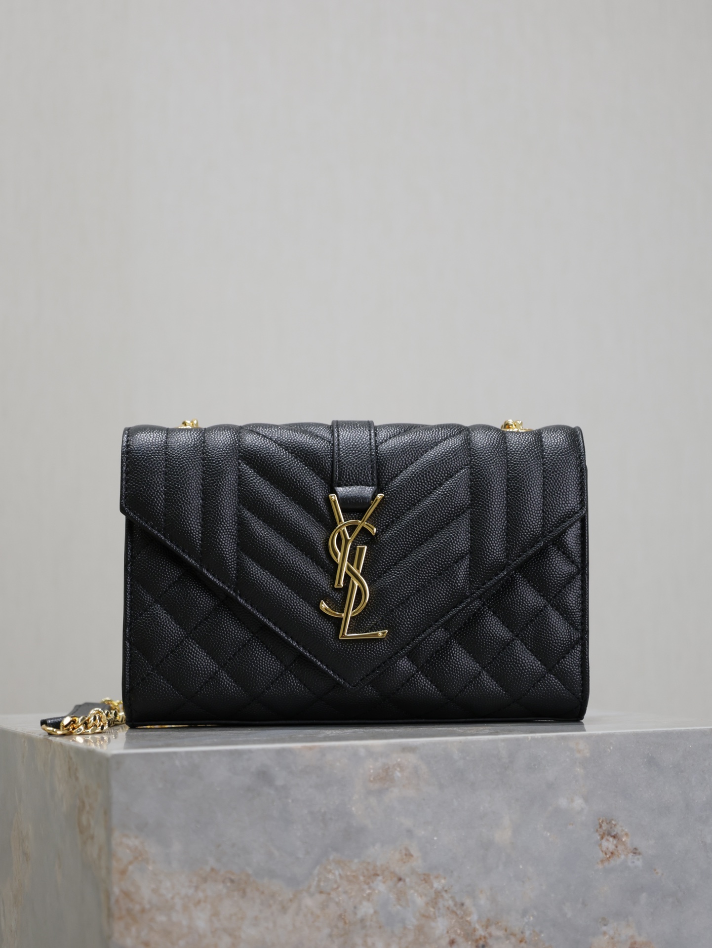 YSL  00119