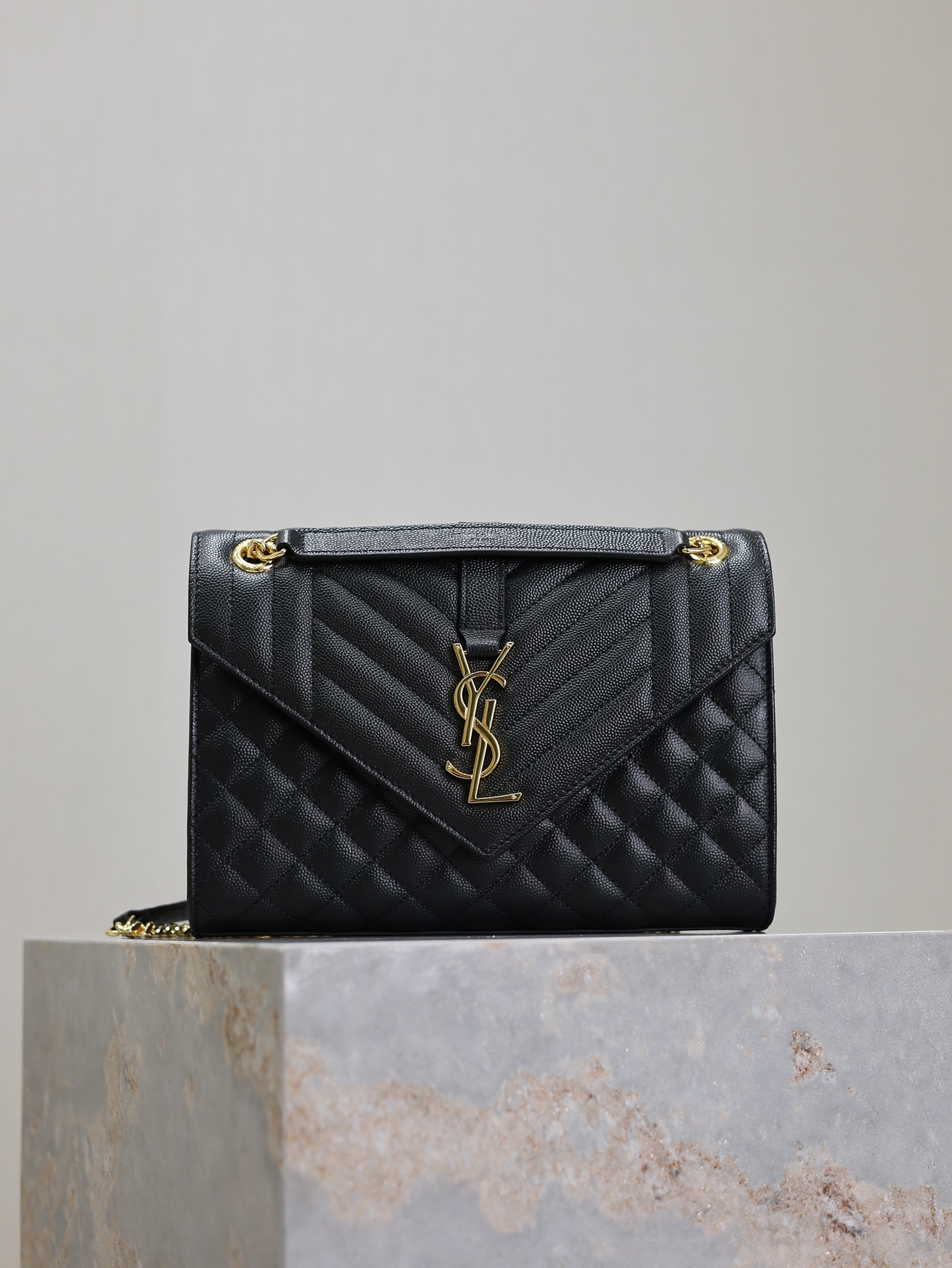 YSL  00129