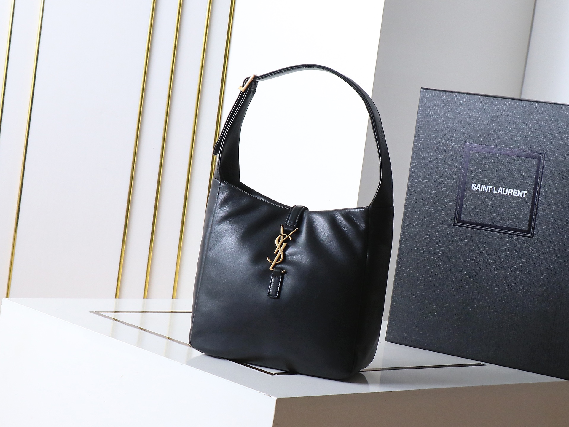 YSL 00138