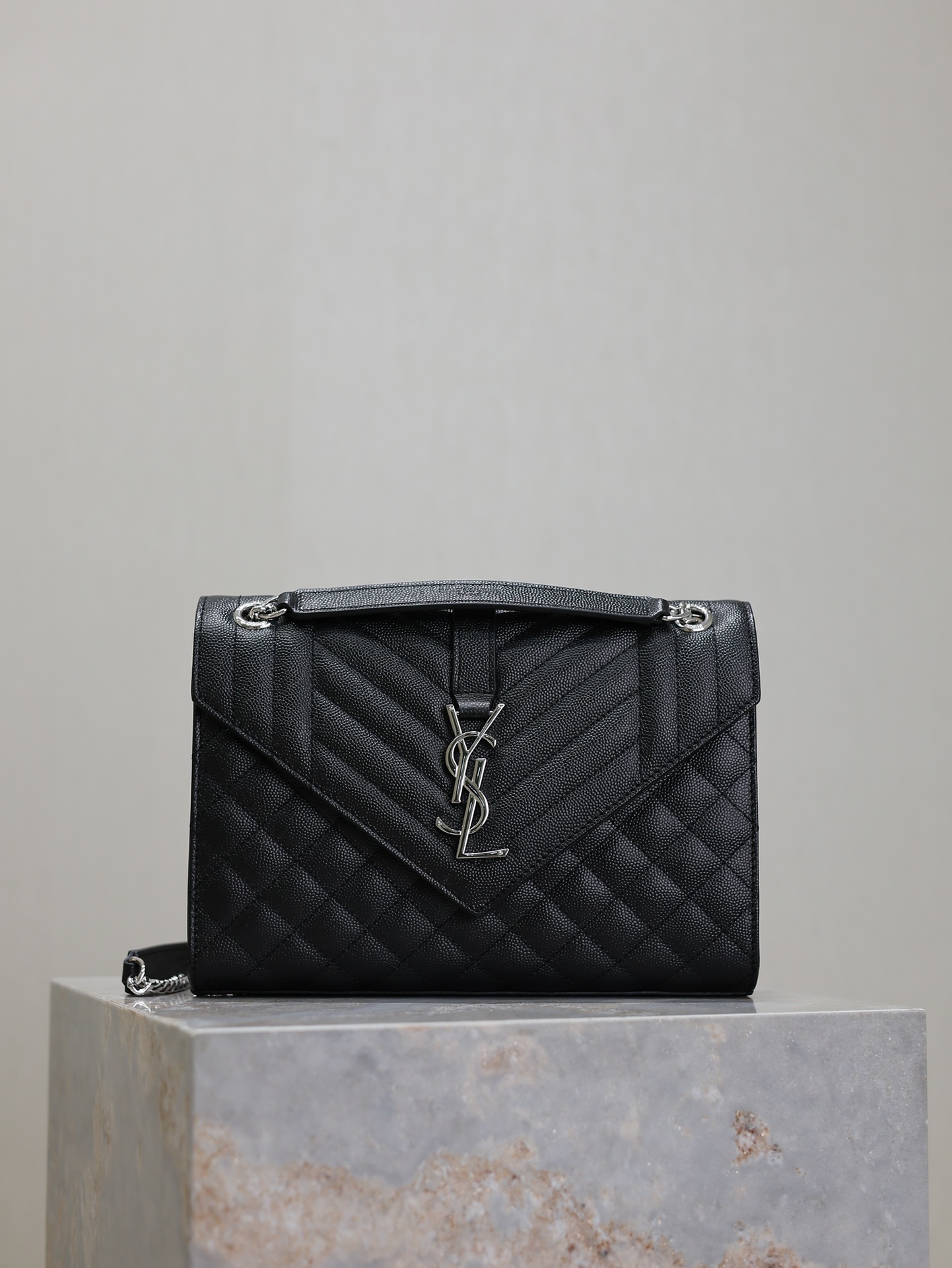 YSL  00159