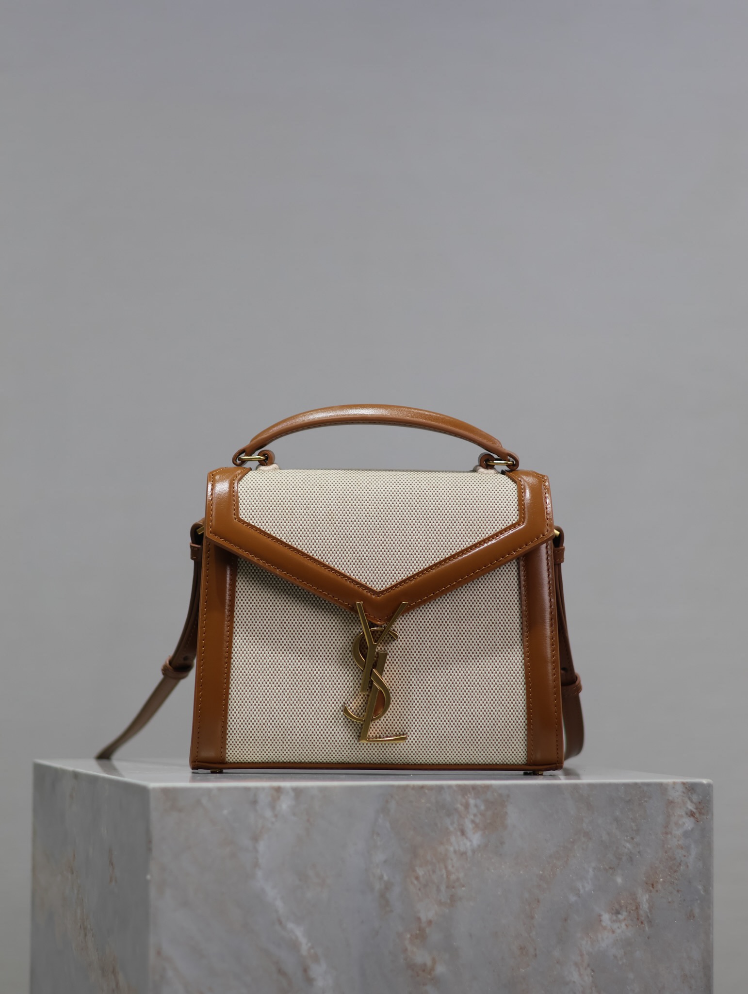 YSL  00169